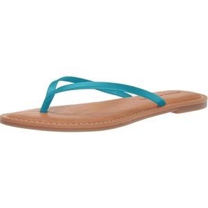 Amazon Essentials Blue Thong Sandals Set Size 7 NWT 3 for $20